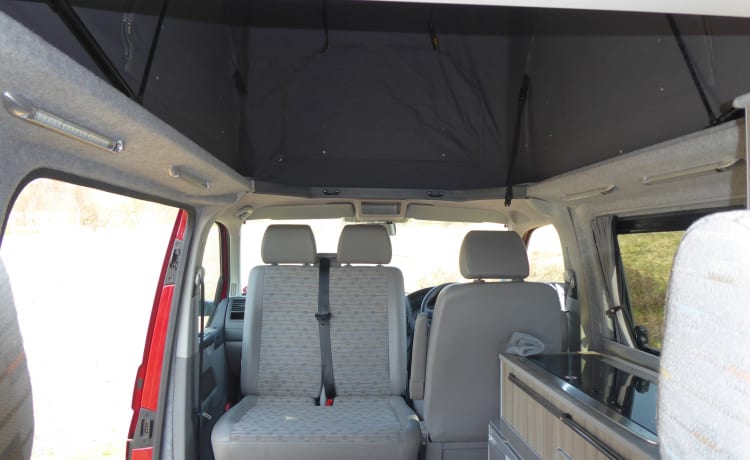 Ruby – Luxury modern Volkswagen Automatic 4 Berth Campervan fully equipped 