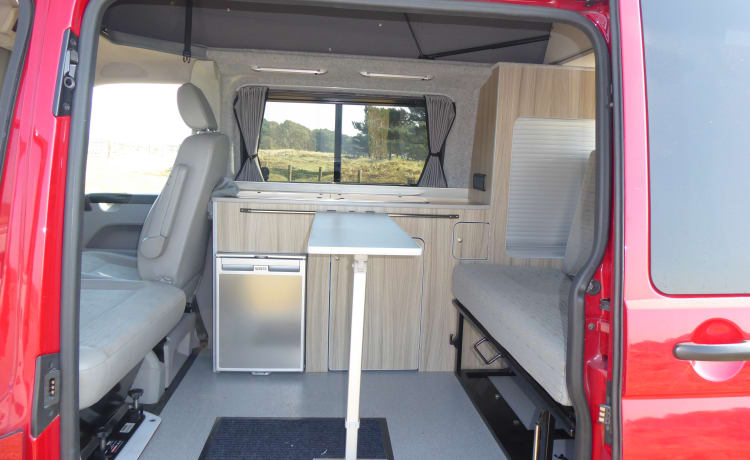 Ruby – Luxury modern Volkswagen Automatic 4 Berth Campervan fully equipped 