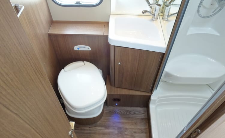 Alcove 6P nice and large and luxurious, 2017 model