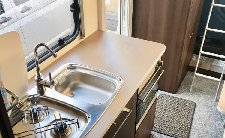 🌊🌲🤗🌻      – 😍Modern and luxurious! Wanderlust & adventure in our family motorhome