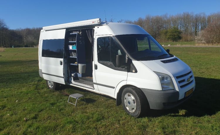 IZI Camper – Back to Basic with a CamperBus, the ultimate feeling of FREEDOM !!!