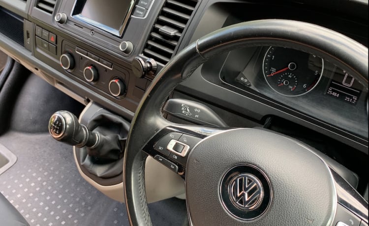 2016 VW T6 T28 SWB Transporter Camper