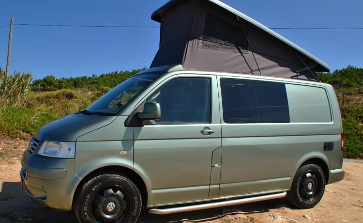 Volkswagen camper 4x4 | 4 personen |  Fly and Drive - Portugal, Porto