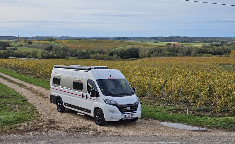 Maliki II – 5***** Dethleffs CamperVan - 2023 - full optional - 6,4 metri - 140 CV