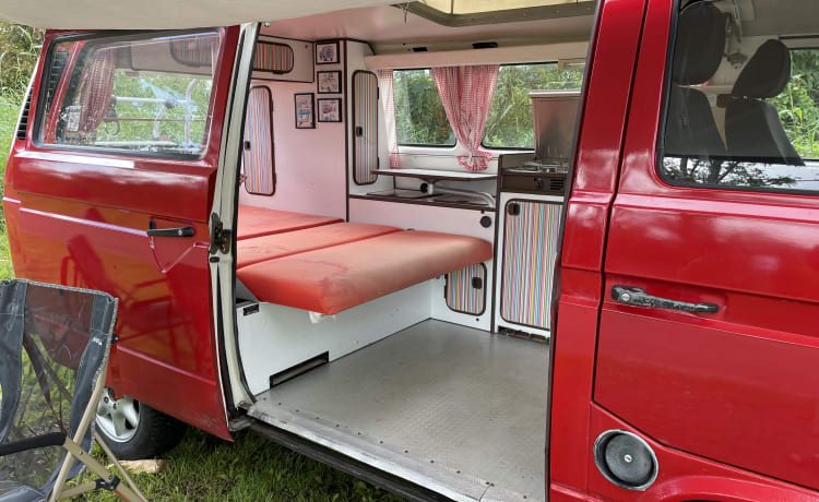 Lana – Volkswagen retro camper uit 1981