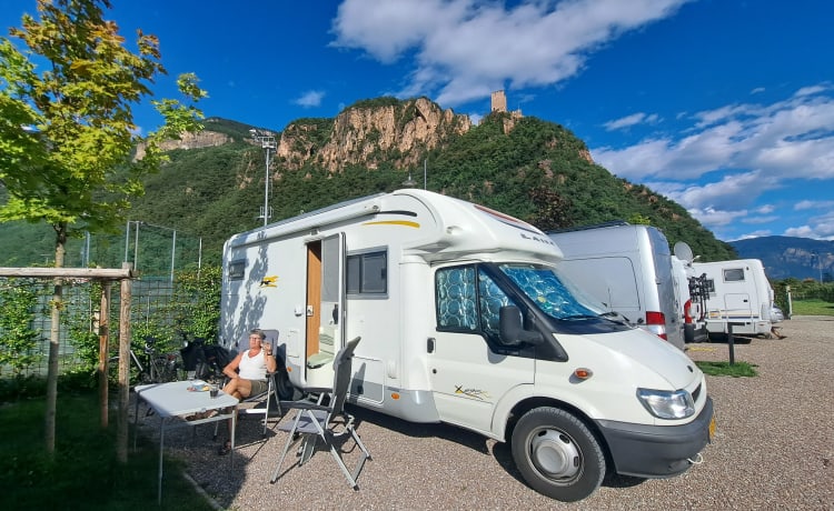 Very neat camper for 2 people with sufficient storage space.