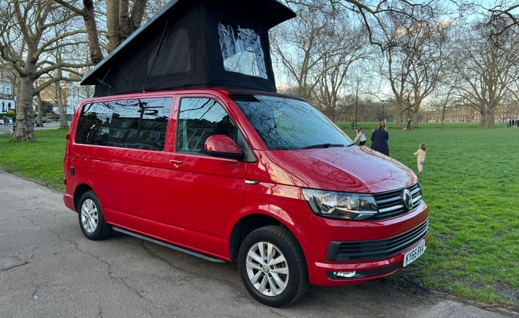 Ruby – Automatic VW T6 4 Berth Campervan with Poptop & Heater 