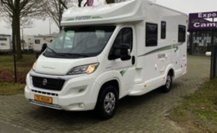 Nieuwe luxe Eura-mobil- Forster