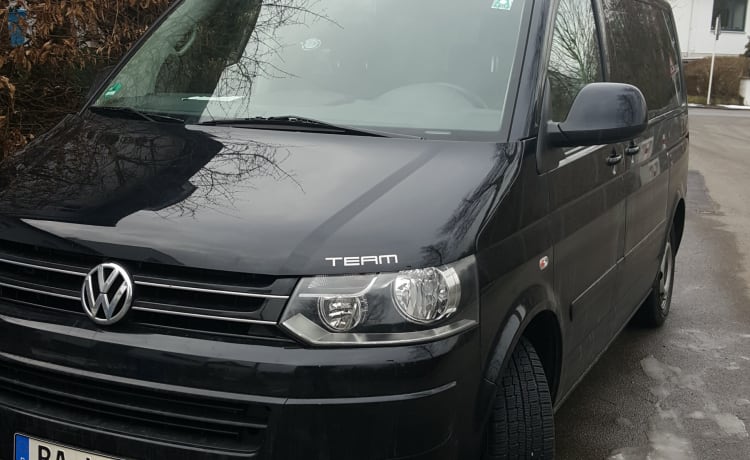 Blacky – 1A Bulli Camper Bamberg