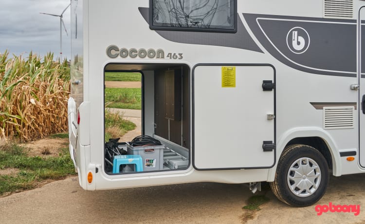 brand new Benimar Cocoon 463 4 persons semi-integrated 2022