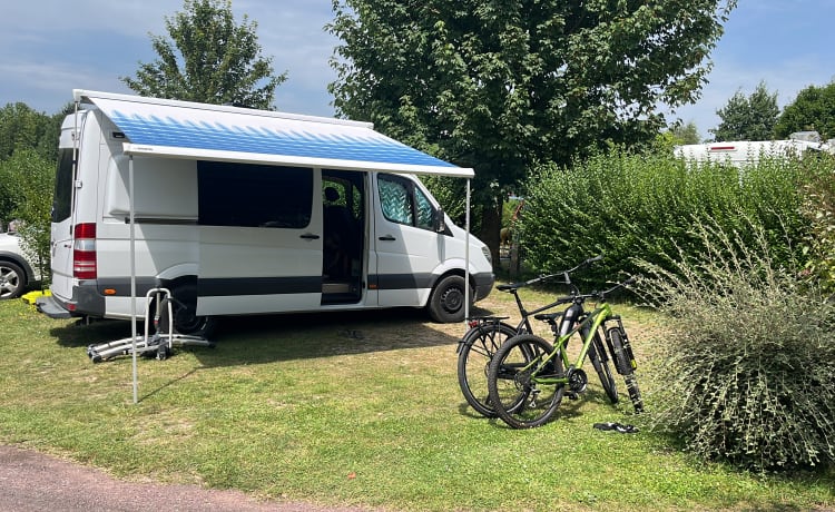 2-person Mercedes-Benz Sprinter Automatic from 2012