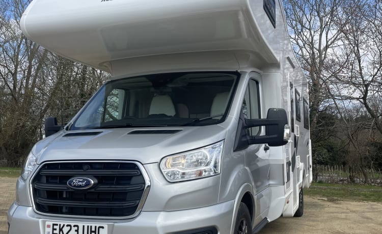 James  – 6 berth Roller Team alcove from 2023