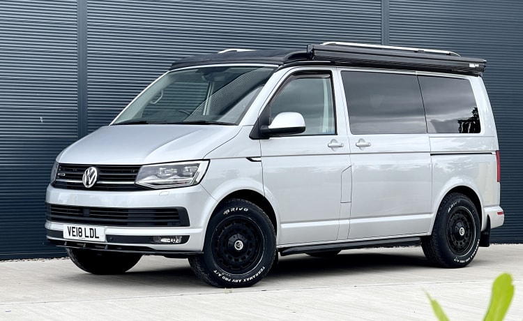 VW-campervan 2018 met 4 slaapplaatsen