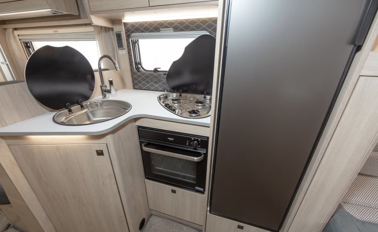 The Gilly – 4 berth Autotrail Motorhome from 2023