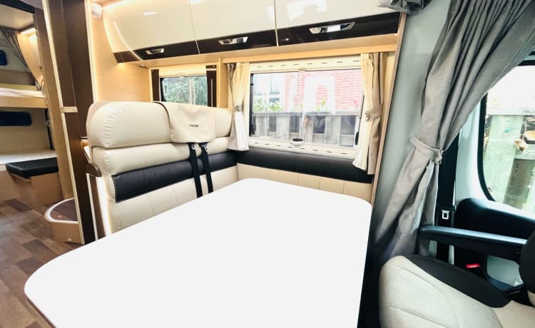 Forster – 6p Eura Mobil alcove from 2019