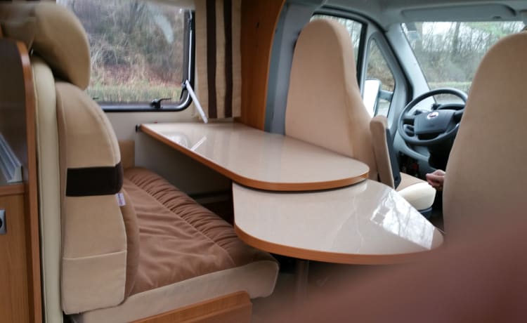 Bürstner Nexxo T660, bellissimo camper confortevole e compatto