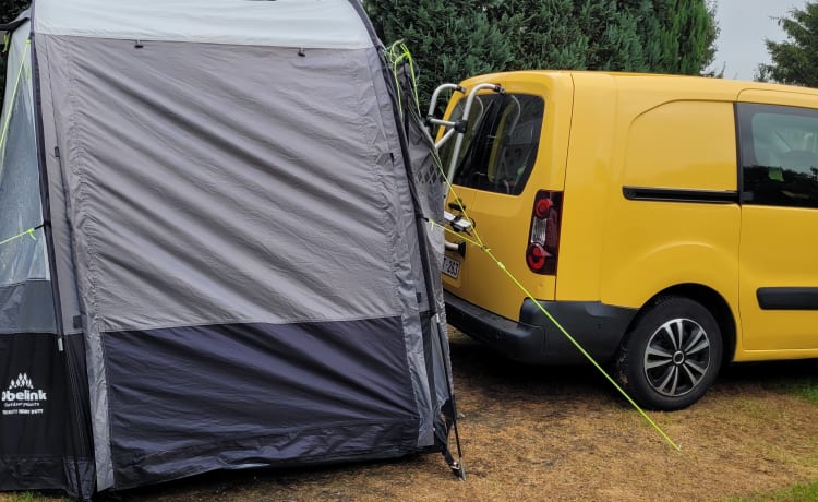 Postbusje – Micro camping-car sympathique