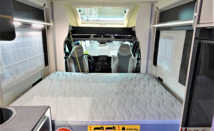 Het pareltje  – Neuf 5p Chausson Ford 170 automatique