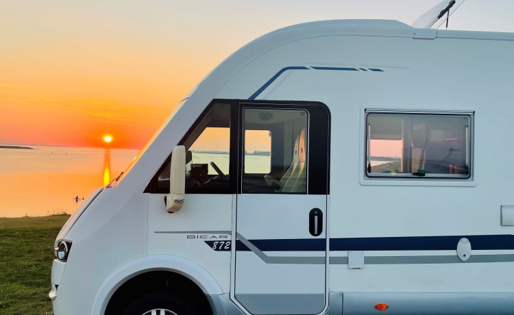 Camper completamente attrezzato per una vacanza spensierata, anche in inverno!