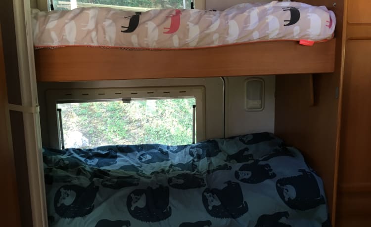 Spacious cozy family camper