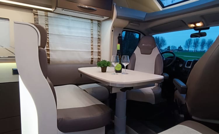 Luxus-Chausson für 4 Personen