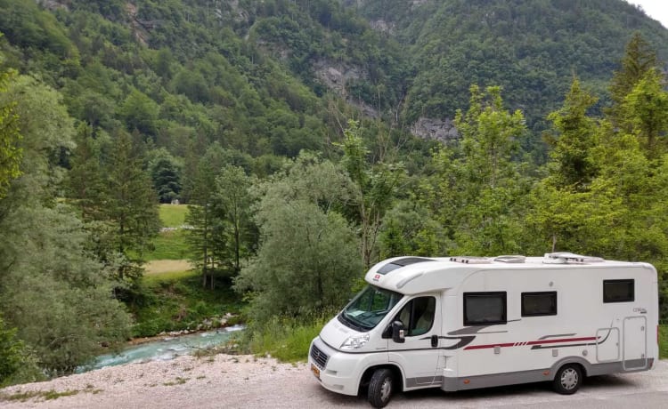 Vivi la tua libertà con il nostro Adria Coral!