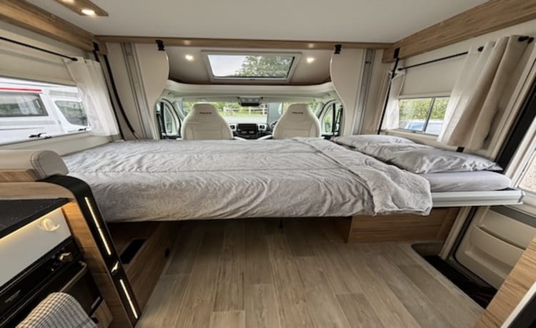 Hercules – Hercules - 4 Berth Motorhome 