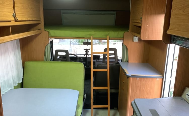 Raffy2 – Camping-car Spacieux 6 couchages