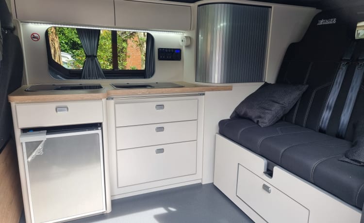 Trevor – 4 berth Renault campervan from 2016