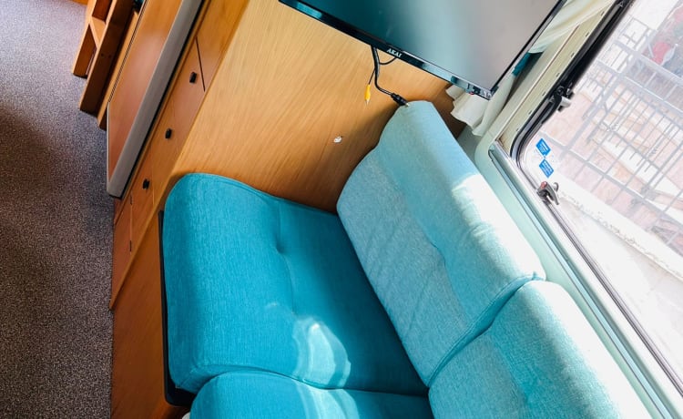 Laika Extra Lusso – Luxury camper 5.75 stars ECO Sustainable: Laika EcoVIP 2.1 enjoy the go