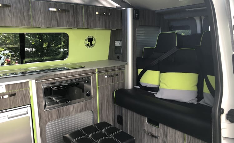 D Rotty – 4-persoons Volkswagen campervan uit 2018