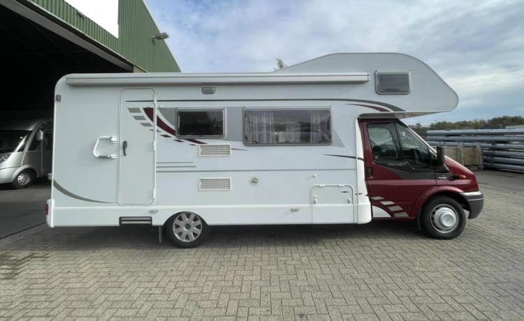 Familiencamper mit Etagenbetten, Sunlight Alkoven für 6 Personen von 2009