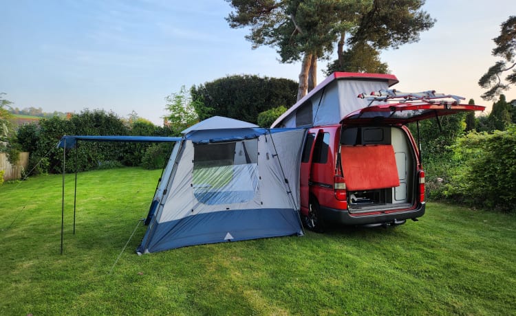 Dan – Toyota Hiace campervan 
