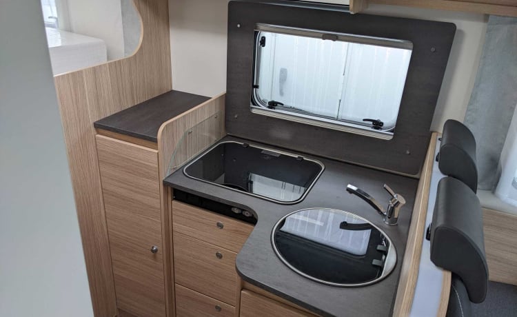 Wonderfully spacious new camper - Sunlight T67S, model 2021 Fiat Ducato Multi