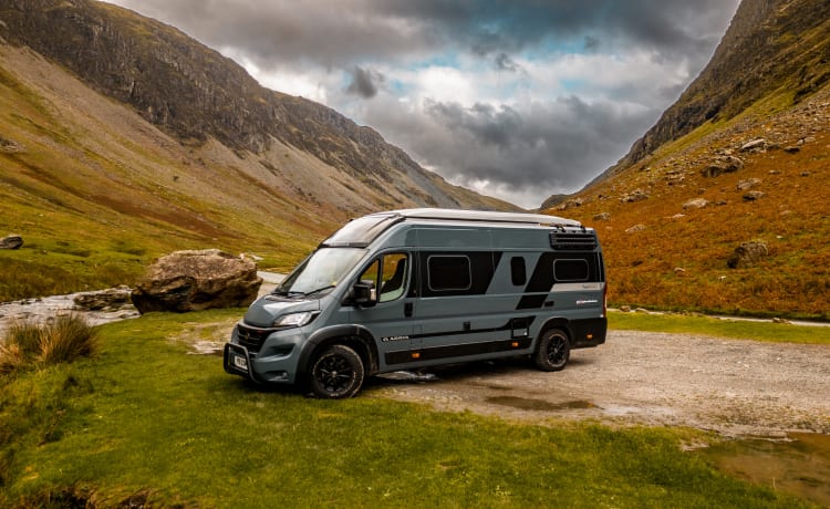 Bill – 'LUXURY' 4 berth Fiat Ducato - Adria Twin Sports 640 SGX (2022)