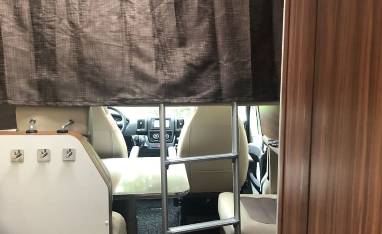 Camper di lusso per 5 persone