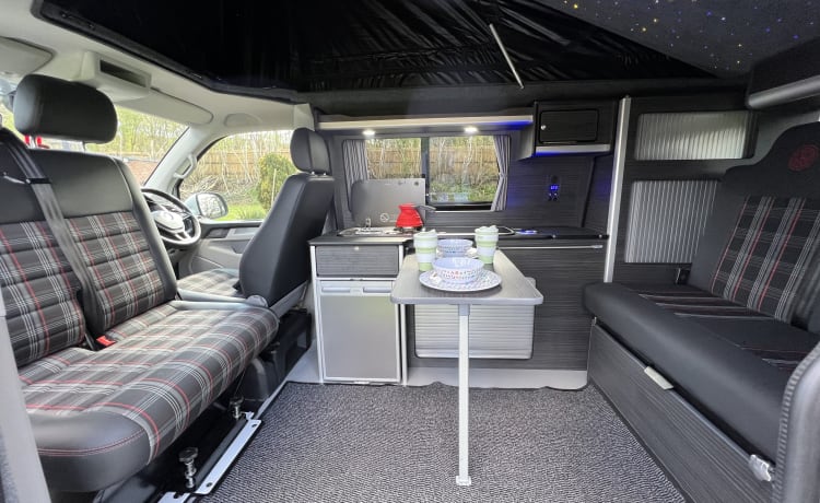 Billy – Onze prachtige fonkelende campervan