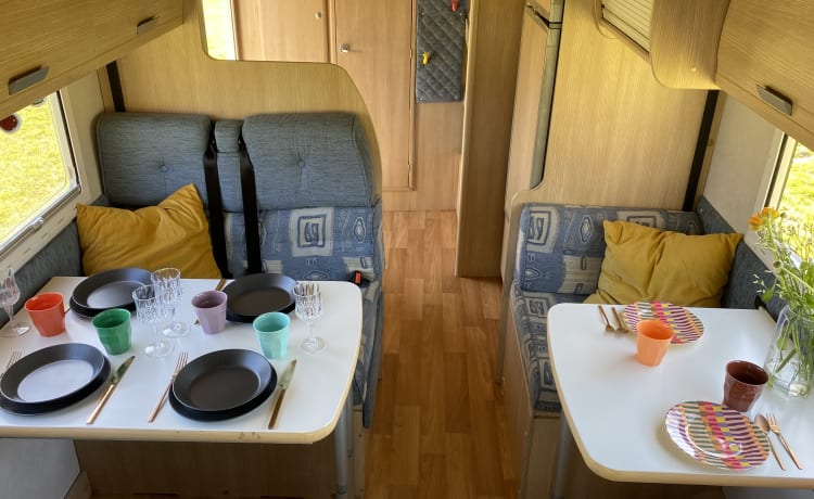 Camper per famiglie Rimor Superbriga per 6 persone