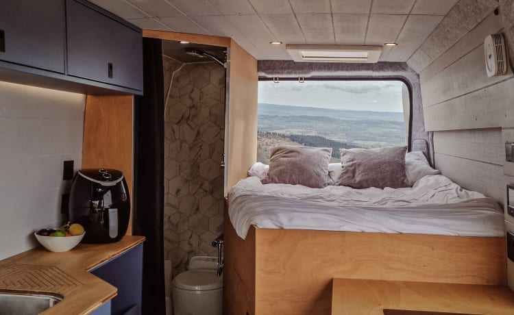 Debbie – Moderne luxe off-grid camper