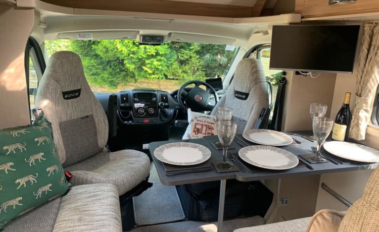 Elvis – 2021 Swift Edge - 464 Black Edition 4 Berth Motorhome 