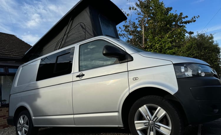 4 berth Volkswagen campervan from 2015