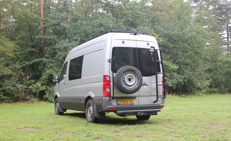 2er Volkswagen Bus aus dem Jahr 2014