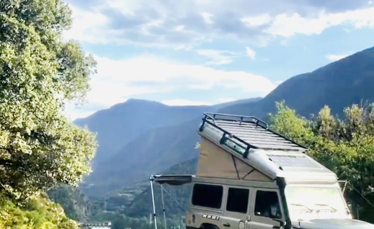 The Silver Bullit – Land Rover Defender (NL) 4x4 Camper fuoristrada su misura unico nel suo genere