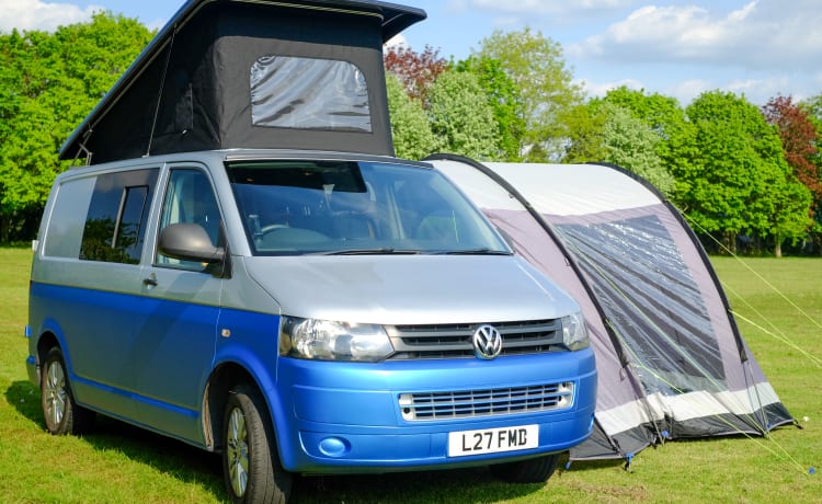 4-persoons Volkswagen campervan uit 2013