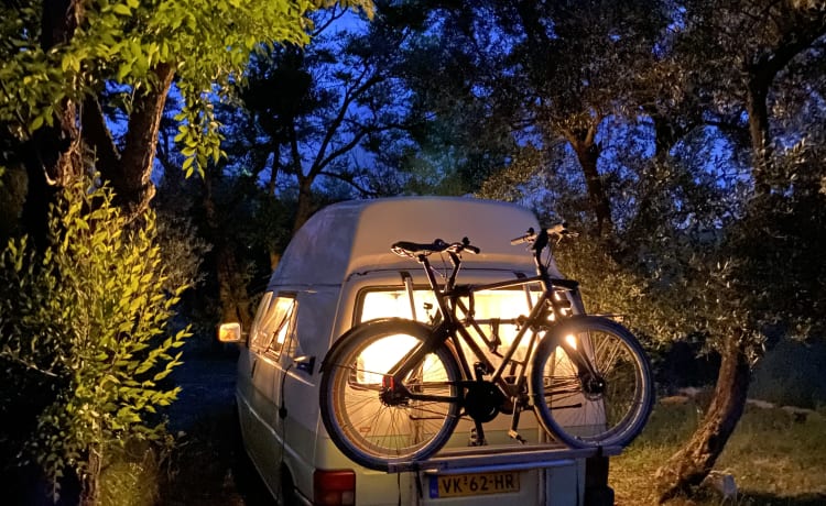 Koos – Hippe camper T4 Volkswagen