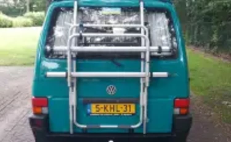 Summer -VW T4 California with fixed sleeping roof