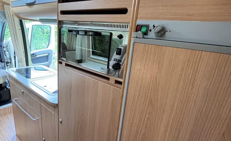 4 berth Adria, fully loaded 