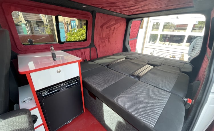 Ronnie – VW T6 Ready for your perfect stayaway