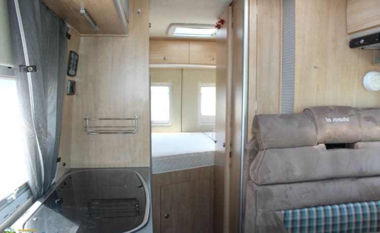 lastrada – 2p Fiat bus camper from 2013