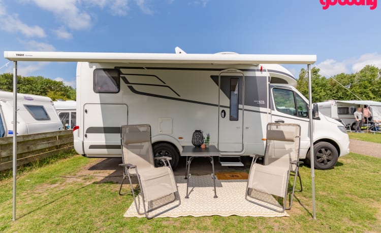 De luxe camper – 2 pers. Hymer Whiteline B600 met airco semi-integrated uit 2020